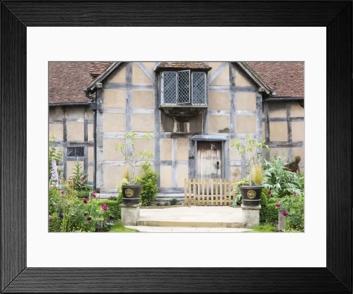 Framed Print : Shakespeare Birthplace in Stratford-upon-Avon, Warwickshire, England