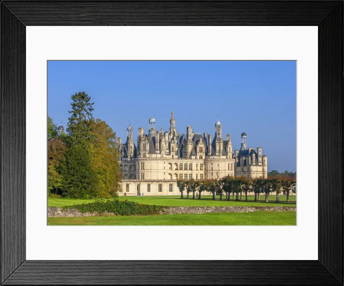 Framed Print : Chateau Chambord, UNESCO World Heritage Site, Loire valley, Loir et Cher, Centre, France Framed Print : Chateau Chambord, UNESCO World Heritage Site, Loire valley, Loir et Cher, Centre, France