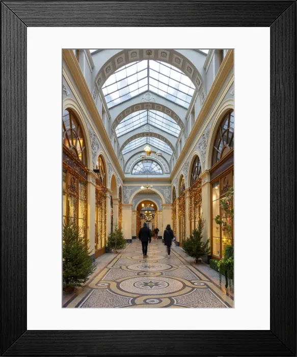 Framed Print : France, Paris, Galerie Vivienne, Vivienne Gallery at Christmas Framed Print : France, Paris, Galerie Vivienne, Vivienne Gallery at Christmas