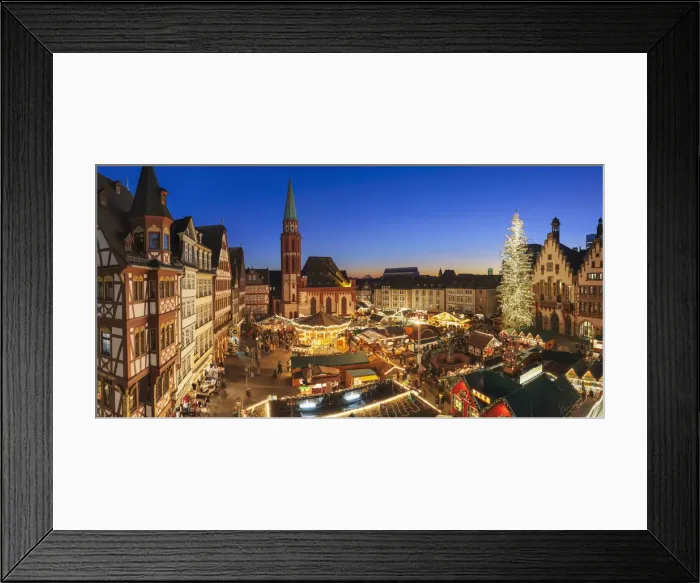 Framed Print : Christmas Market on Romerberg, Nikolaikirche Church, Frankfurt, Hesse, Germany Framed Print : Christmas Market on Romerberg, Nikolaikirche Church, Frankfurt, Hesse, Germany