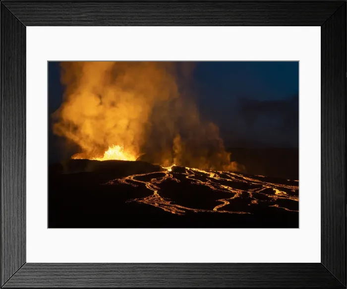 Framed Print : Fagradalsfjall volcano eruption at night, Geldingadalir, Reykjanes Peninsula, Iceland Framed Print : Fagradalsfjall volcano eruption at night, Geldingadalir, Reykjanes Peninsula, Iceland