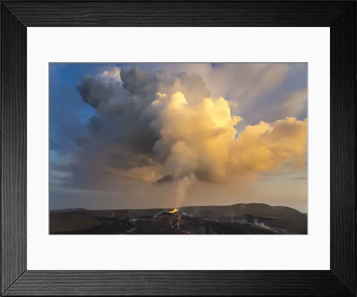 Framed Print : Cloud of fumes from Fagradalsfjall volcano illuminated by sunlight at sunrise, Geldingadalir, Reykjanes Peninsula, Iceland Framed Print : Cloud of fumes from Fagradalsfjall volcano illuminated by sunlight at sunrise, Geldingadalir, Reykjanes Peninsula, Iceland