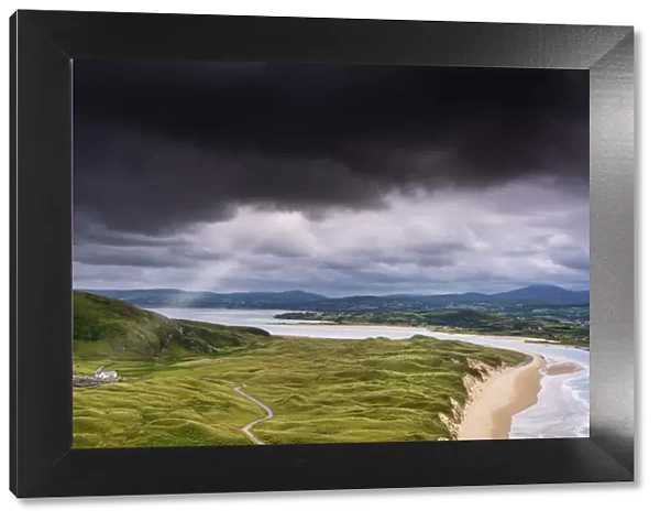 Ireland, Co. Donegal, Inishowen, Malin head, lagg, Five fingers strand and St. Marys church
