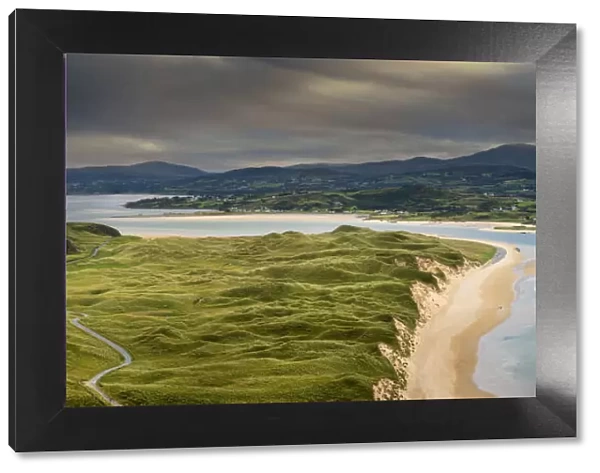 Ireland, Co. Donegal, Inishowen, Malin head, lagg, Five fingers strand and St. Marys church