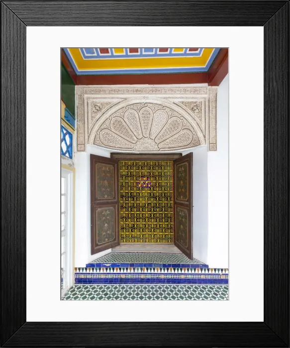Framed Print : Ornate window, Courtyard gardens at Bahia Palace (Palais de la Bahia). Marrakech-Safi (Marrakesh-Tensift-El Haouz) region, Marrakesh, Morocco