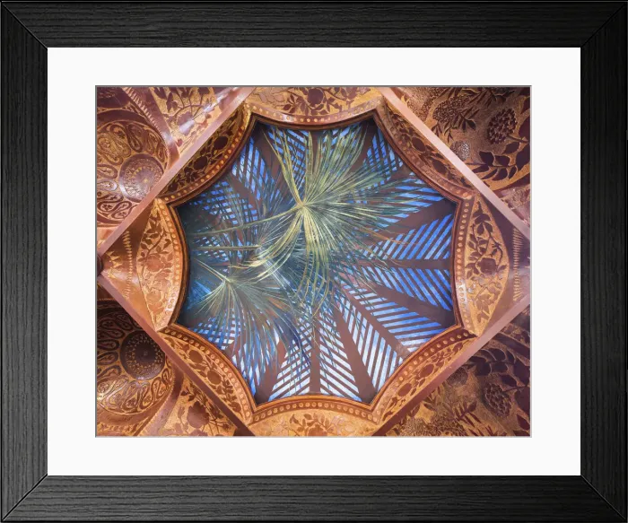 Framed Print : Spagna - Barcellona - Casa Vicens. Trompe d oeil nella veranda al piano terra della casa Framed Print : Spagna - Barcellona - Casa Vicens. Trompe d oeil nella veranda al piano terra della casa