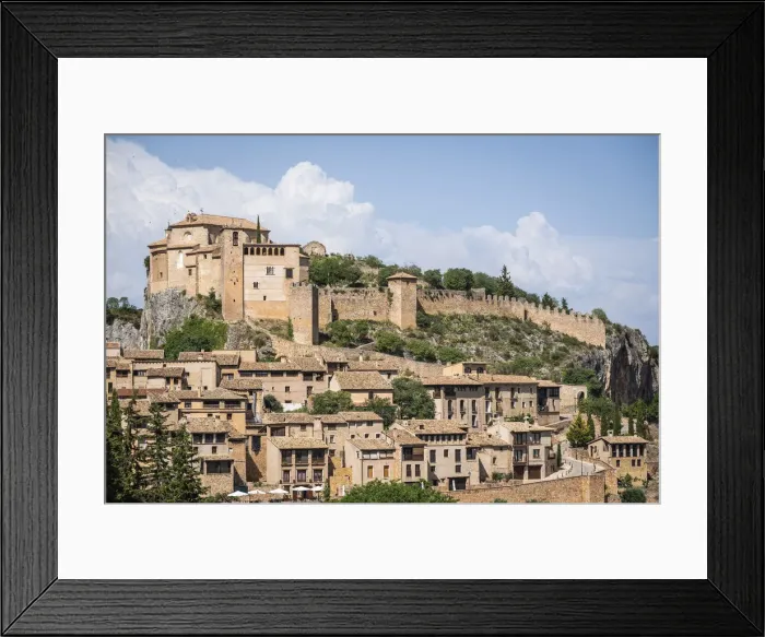 Framed Print : Spain, Aragon, Huesca, Alquezar from a viewpoint Framed Print : Spain, Aragon, Huesca, Alquezar from a viewpoint