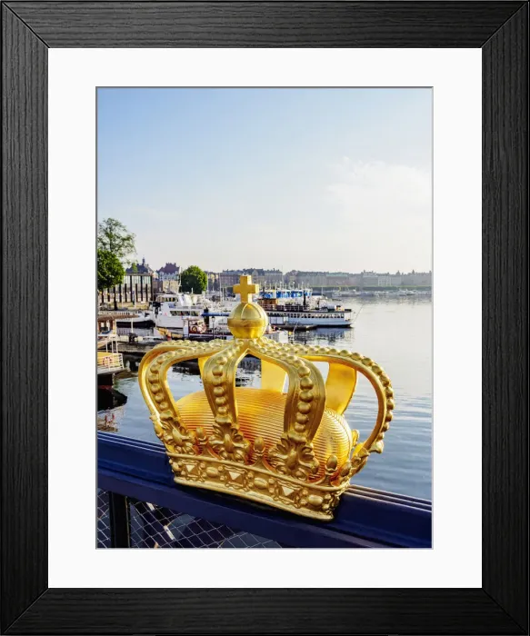 Framed Print : Gilded Crown on Skeppsholmsbron, Stockholm, Stockholm County, Sweden Framed Print : Gilded Crown on Skeppsholmsbron, Stockholm, Stockholm County, Sweden