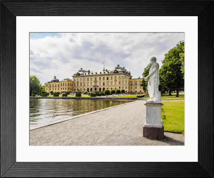 Framed Print : Sculpture in front of the Drottningholm Palace, Stockholm, Stockholm County, Sweden Framed Print : Sculpture in front of the Drottningholm Palace, Stockholm, Stockholm County, Sweden