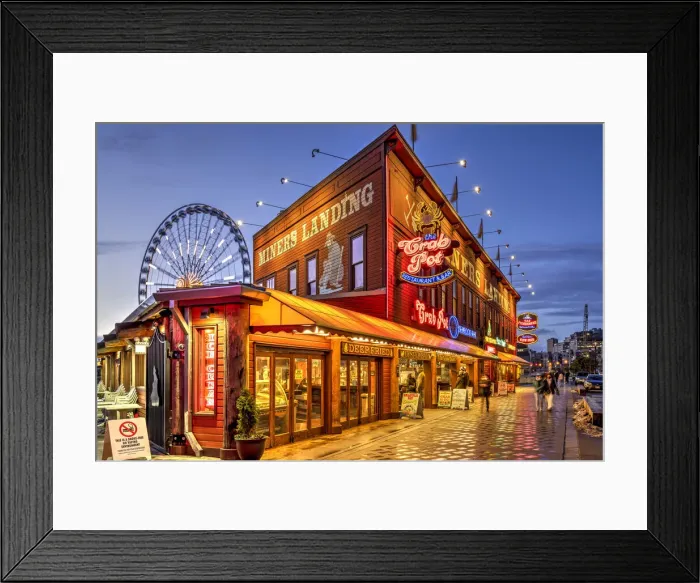 Framed Print : Scenic night view of the waterfront, Seattle, Washington, USA Framed Print : Scenic night view of the waterfront, Seattle, Washington, USA