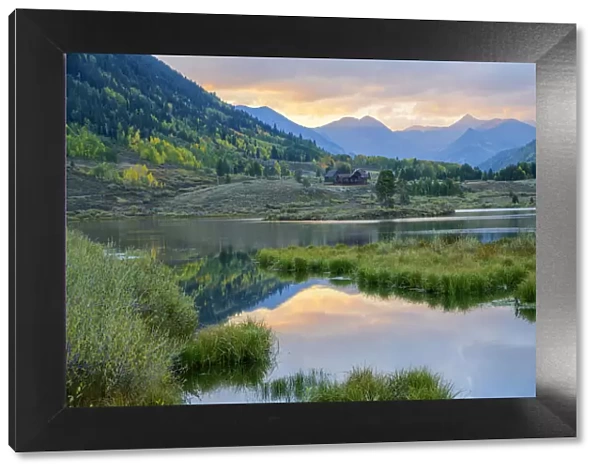 USA, Rocky Mountains, Colorado, Crested Butte, pond at sunset