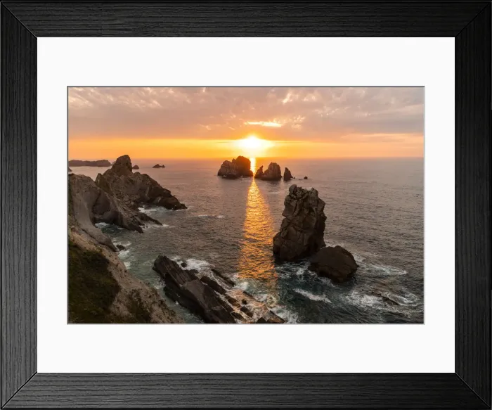 Framed Print : Seascape of Urro major and Urro Minor at sunset in the cantabrian sea of Playa del Portio. Costa Quebrada, Liencres, Cantabria, Spain Framed Print : Seascape of Urro major and Urro Minor at sunset in the cantabrian sea of Playa del Portio. Costa Quebrada, Liencres, Cantabria, Spain