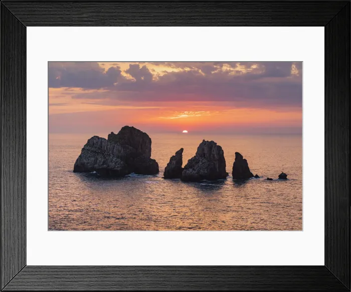 Framed Print : Urro major and Urro Minor at sunset in the cantabrian sea of Costa Quebrada. Playa del Portio, Liencres, Cantabria, Spain Framed Print : Urro major and Urro Minor at sunset in the cantabrian sea of Costa Quebrada. Playa del Portio, Liencres, Cantabria, Spain