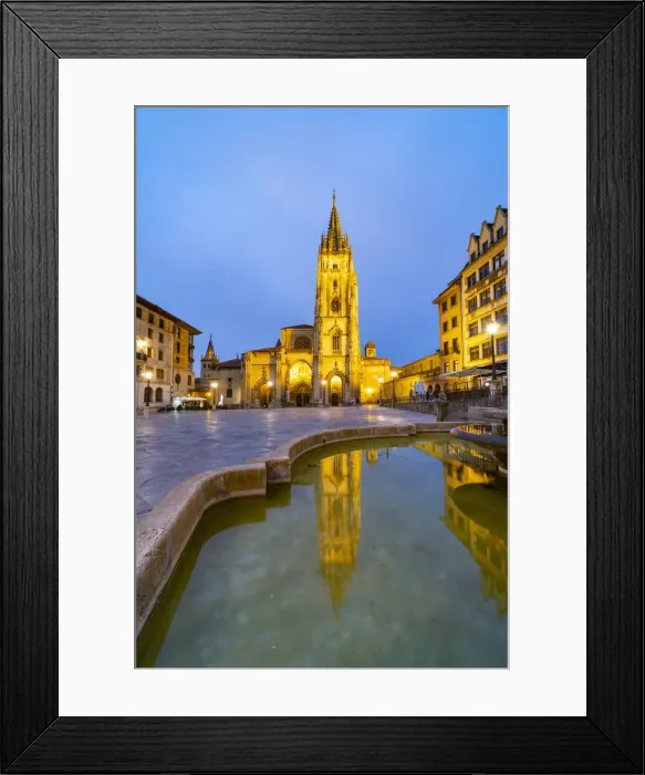 Framed Print : Cathedral of San Salvador in Oviedo reflected in the fountain of Plaza Alfonso II el Casto by night. Oviedo, Asturias, Spain Framed Print : Cathedral of San Salvador in Oviedo reflected in the fountain of Plaza Alfonso II el Casto by night. Oviedo, Asturias, Spain