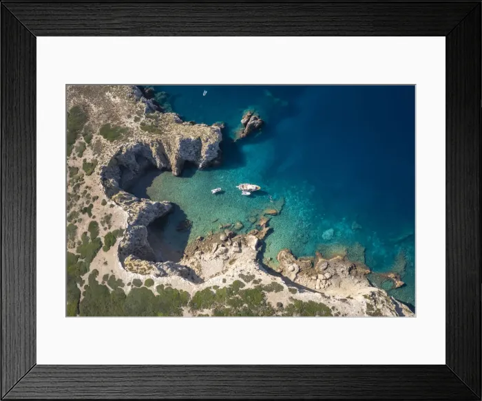Framed Print : Cala Sorrentino on Isola di Capraia. Tremiti Islands, Foggia district, Puglia, Italy Framed Print : Cala Sorrentino on Isola di Capraia. Tremiti Islands, Foggia district, Puglia, Italy