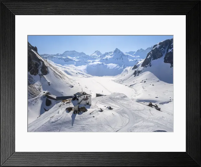 Framed Print : Vannino lake and dam with Rifugio Margaroli. Formazza, Valle Formazza, Verbano Cusio Ossola, Piedmont, Italy Framed Print : Vannino lake and dam with Rifugio Margaroli. Formazza, Valle Formazza, Verbano Cusio Ossola, Piedmont, Italy
