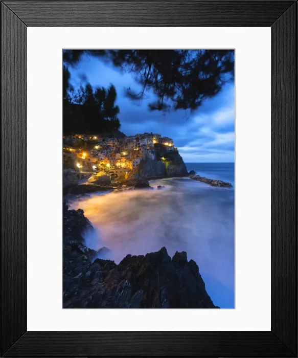 Framed Print : Sunrise in Manarola, Cinque terre, Liguria, Italy Framed Print : Sunrise in Manarola, Cinque terre, Liguria, Italy