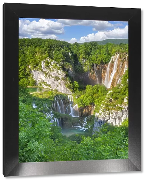 Veliki Slap Waterfall, Plitvice Lakes National Park, Dalmatia, Croatia