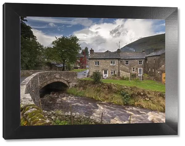 Pretty Thwaite village in Swaledale, in the Yorkshire Dales National Park, Yorkshire, England. Autumn (October) 2021