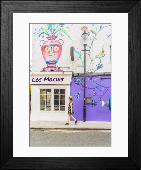 Framed Print : A woman in a hat walking, past a street mural in Notting Hill, London, England, Uk, (MR) Framed Print : A woman in a hat walking, past a street mural in Notting Hill, London, England, Uk, (MR)