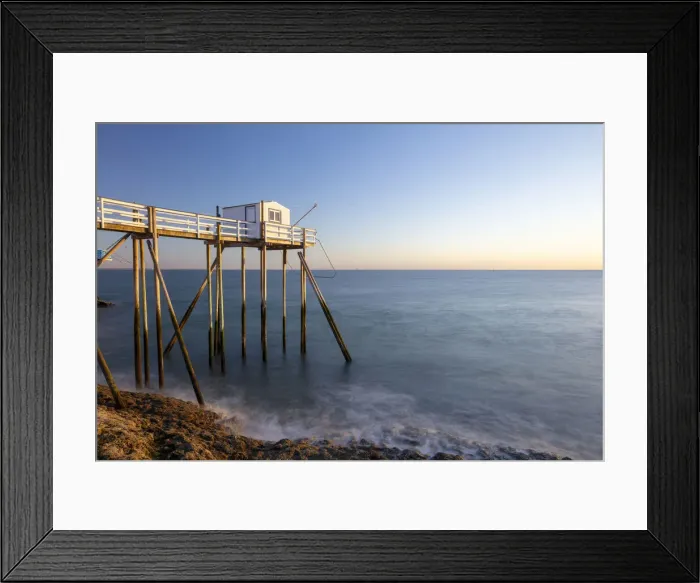 Framed Print : France, Nouvelle-Aquitaine, Charente Maritime, Saint-Palais-sur-Mer, a stilt fishing hut (Carrelet) Framed Print : France, Nouvelle-Aquitaine, Charente Maritime, Saint-Palais-sur-Mer, a stilt fishing hut (Carrelet)