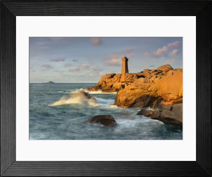 Framed Print : The lighthouse of Ploumanac h (Men Ruz) at rocky coast, Pointe du Squewel, Cote de Granit Rose, Ploumanach, Brittany, France Framed Print : The lighthouse of Ploumanac h (Men Ruz) at rocky coast, Pointe du Squewel, Cote de Granit Rose, Ploumanach, Brittany, France