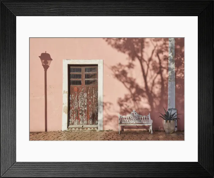 Framed Print : The front door of a colonial house on Calzada de los Frailes, Valladolid, Yucatan, Mexico