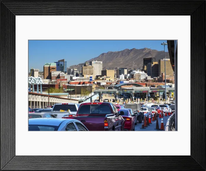 Framed Print : International Border Crossing Into El Paso, Texas From Ciudad Juarez, Mexico, Paso del Norte Port Of Entry Framed Print : International Border Crossing Into El Paso, Texas From Ciudad Juarez, Mexico, Paso del Norte Port Of Entry