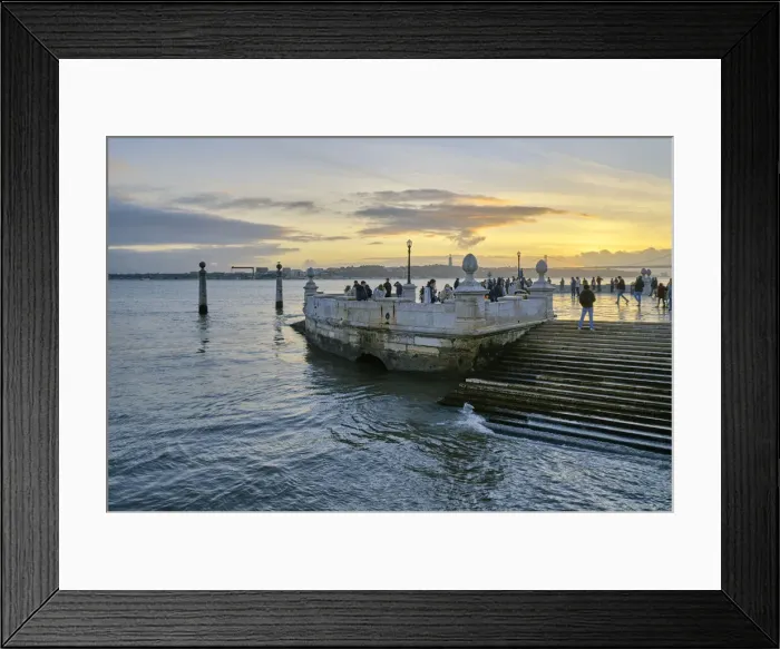 Framed Print : Cais das Colunas, a heritage site, in the Tagus river. Lisbon, Portugal Framed Print : Cais das Colunas, a heritage site, in the Tagus river. Lisbon, Portugal