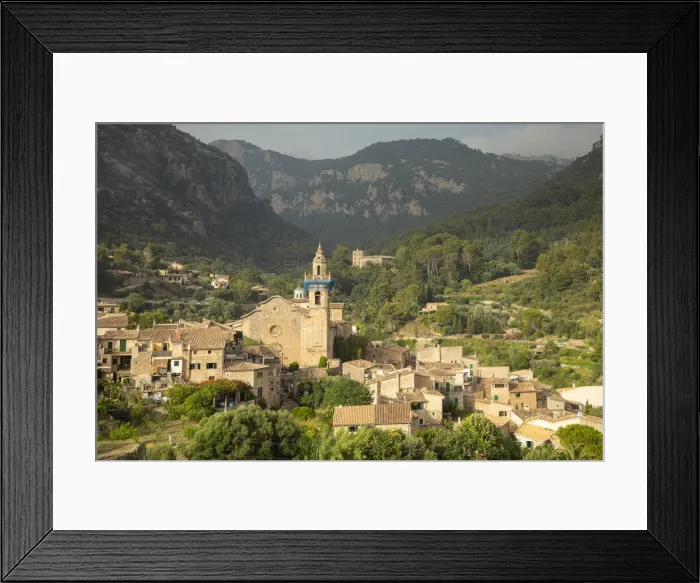 Framed Print : Valldemossa, Mallorca, Balearic Islands, Spain Framed Print : Valldemossa, Mallorca, Balearic Islands, Spain
