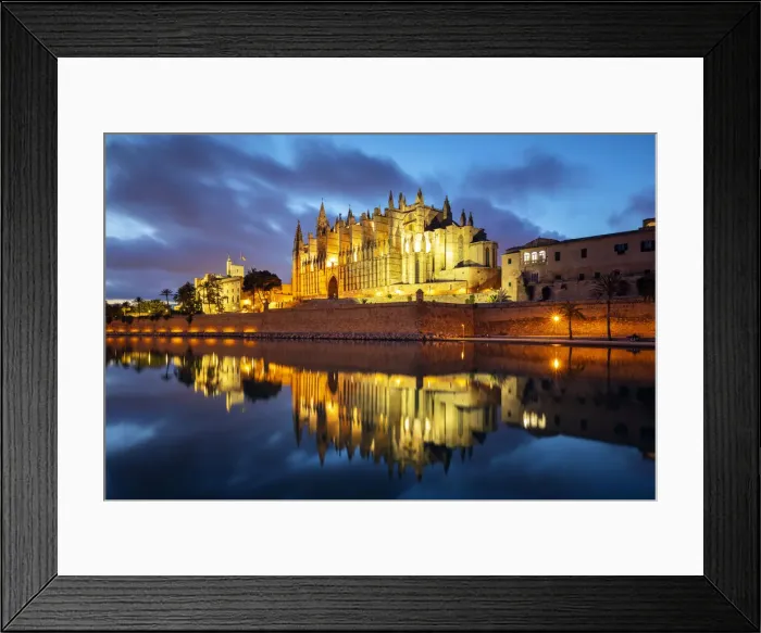 Framed Print : La Seu Cathedral, Palma de Mallorca, Mallorca, Balearic Islands, Spain Framed Print : La Seu Cathedral, Palma de Mallorca, Mallorca, Balearic Islands, Spain