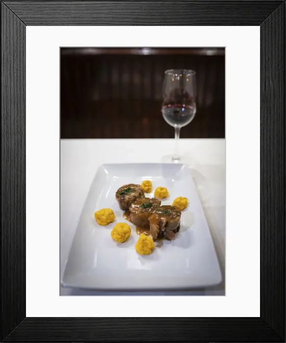Framed Print : Spain, Madrid, Casa Alberto, Porks hands'stuffed with oxtail and pumpkin puree Framed Print : Spain, Madrid, Casa Alberto, Porks hands'stuffed with oxtail and pumpkin puree