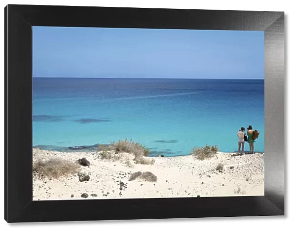 Spain, Canary Islands, Fuerteventura, Playa Alzada in the Natural Park of Corralejos