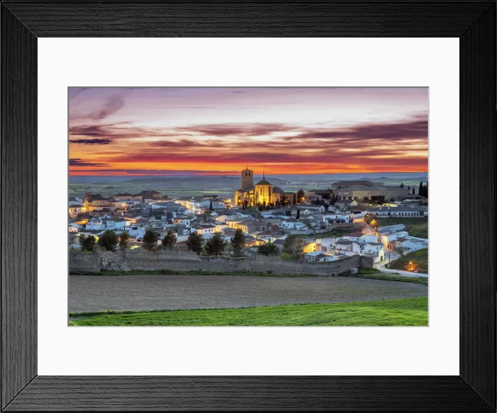 Framed Print : Scenic sunset in Belmonte, Castilla-La Mancha, Spain Framed Print : Scenic sunset in Belmonte, Castilla-La Mancha, Spain