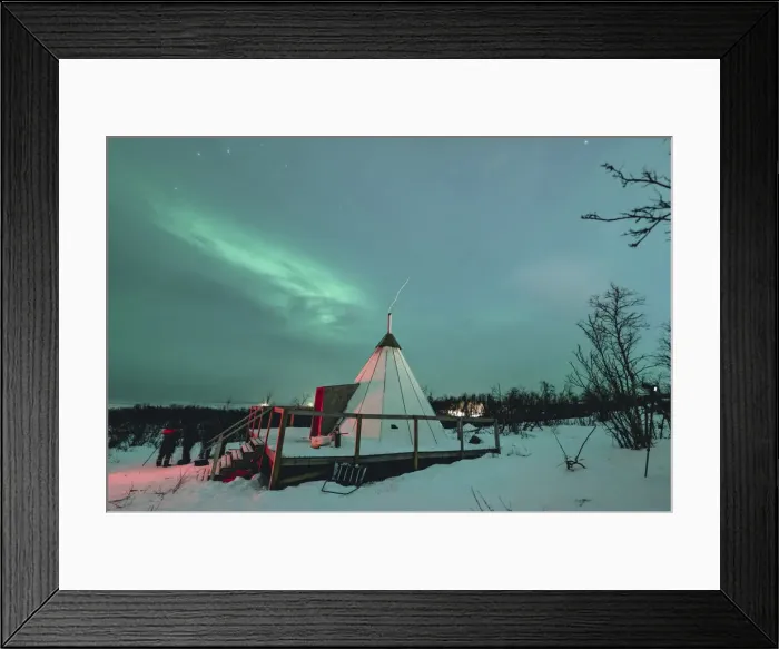 Framed Print : Swedish Lapland, Abisko National Park. Northern Lights over a typical teepee in the snow, winter. Arctic Circle Framed Print : Swedish Lapland, Abisko National Park. Northern Lights over a typical teepee in the snow, winter. Arctic Circle