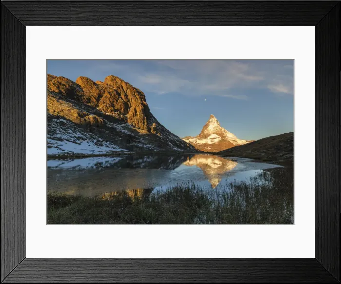 Framed Print : Lake Riffelsee with Matterhorn (4478m), Zermatt, Valais, Swiss Alps, Switzerland