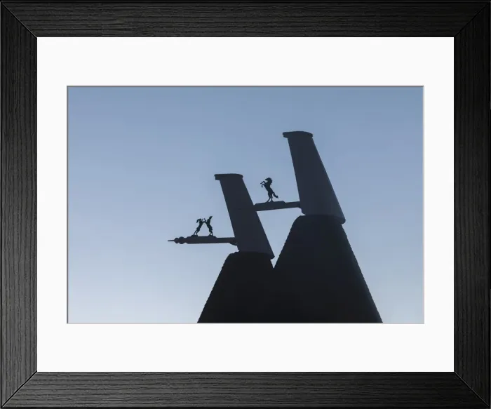 Framed Print : England, Kent, Converted Oast Houses aka Oasts Chimneys near Tunbridge Wells Framed Print : England, Kent, Converted Oast Houses aka Oasts Chimneys near Tunbridge Wells