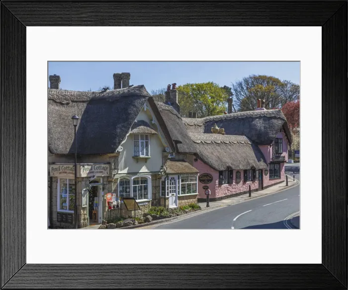 Framed Print : England, Isle of Wight, Shanklin Old Village, Thatched Buildings and Empty Road Framed Print : England, Isle of Wight, Shanklin Old Village, Thatched Buildings and Empty Road