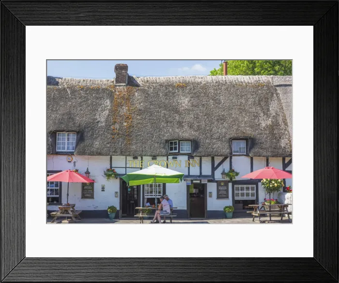 Framed Print : England, Hampshire, Test Valley, Kings Somborne, Thatched Roof Pub Framed Print : England, Hampshire, Test Valley, Kings Somborne, Thatched Roof Pub