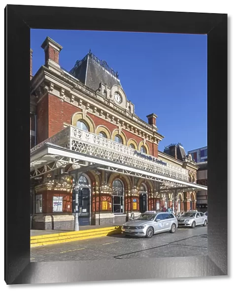 England, Hampshire, Portsmouth, The Victorian Era Facade of Portsmouth and Southsea Railway Station