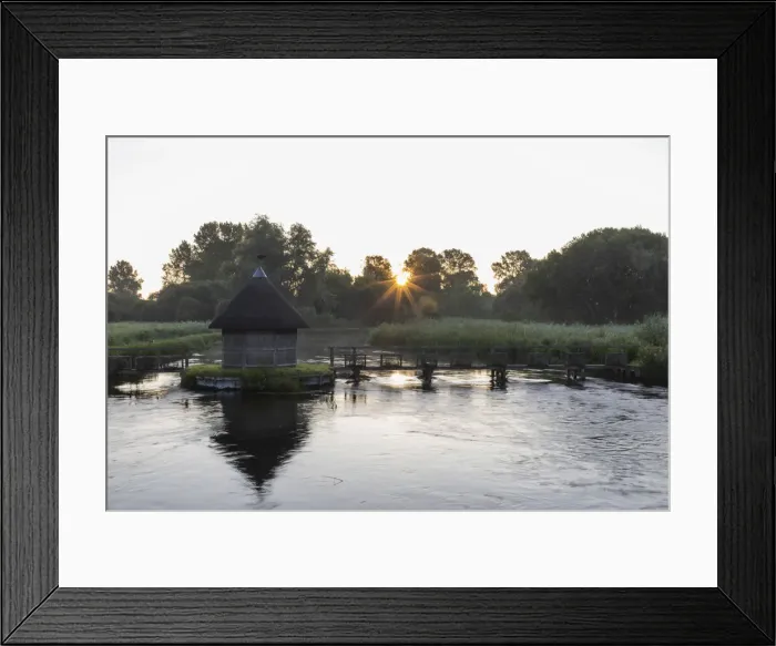 Framed Print : England, Hampshire, Test Valley, Stockbridge, Longstock, Leckford Estate, River Test and Traditional Thatched Fishermans Hut Framed Print : England, Hampshire, Test Valley, Stockbridge, Longstock, Leckford Estate, River Test and Traditional Thatched Fishermans Hut