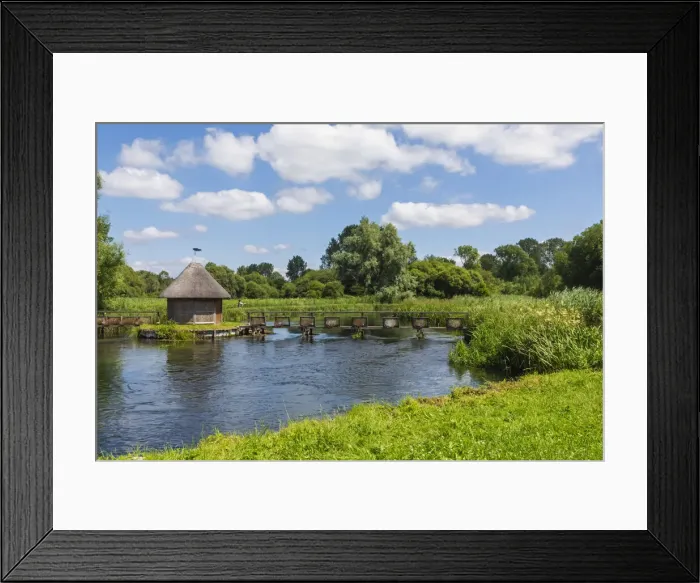 Framed Print : England, Hampshire, Test Valley, Stockbridge, Longstock, Leckford Estate, River Test and Traditional Thatched Fishermans Hut Framed Print : England, Hampshire, Test Valley, Stockbridge, Longstock, Leckford Estate, River Test and Traditional Thatched Fishermans Hut
