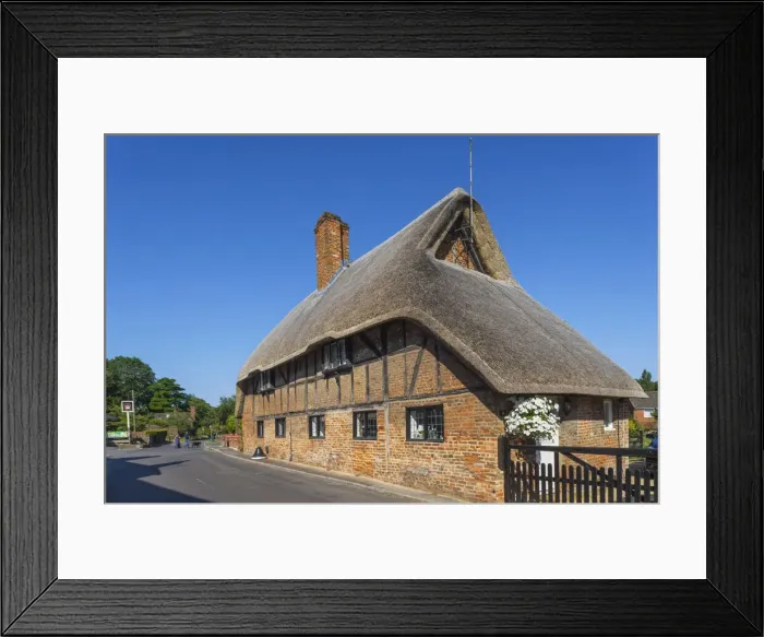 Framed Print : England, Hampshire, Basingstoke, Old Basing Village, Traditional Thatched House Framed Print : England, Hampshire, Basingstoke, Old Basing Village, Traditional Thatched House