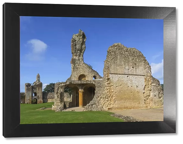 England, Dorset, Sherborne, The Ruins of Sherborne Old Castle a 12the century Medieval Palace