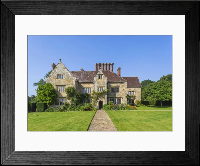 Framed Print : England, East Sussex, Burwash, Batemans The 17th-century House and Once the Home of the Famous English Writer Rudyard Kipling Framed Print : England, East Sussex, Burwash, Batemans The 17th-century House and Once the Home of the Famous English Writer Rudyard Kipling