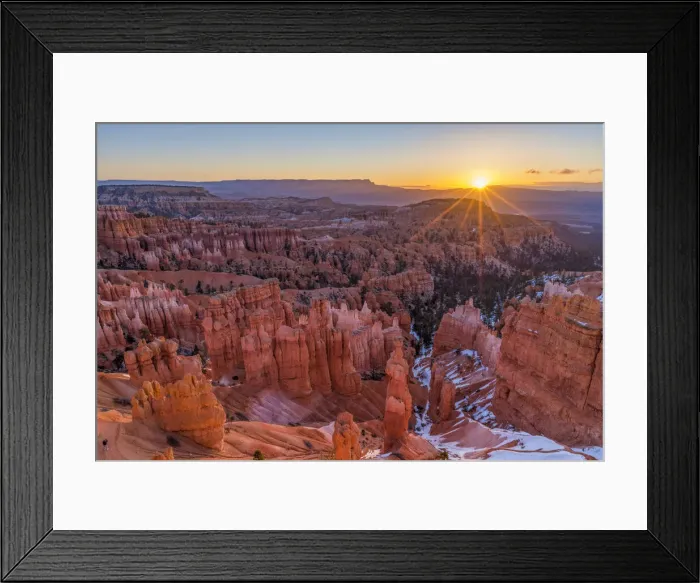 Framed Print : Sunrise over Queens Garden, Bryce Canyon National Park, Utah, USA Framed Print : Sunrise over Queens Garden, Bryce Canyon National Park, Utah, USA