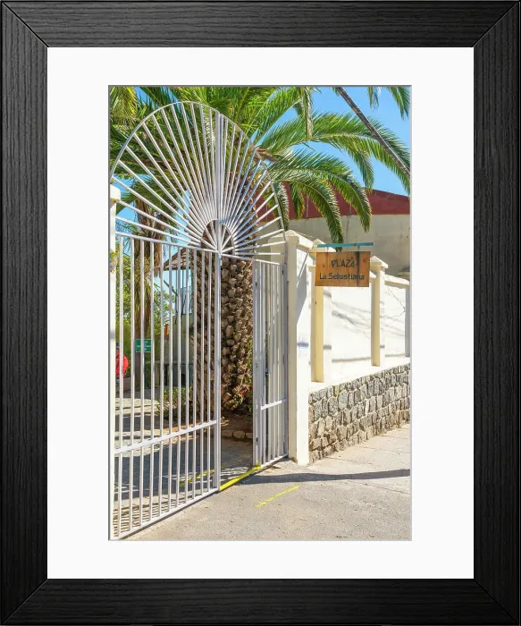 Framed Print : Entrance gate to La Sebastiana Museo de Pablo Neruda on sunny day, Valparaiso, Valparaiso Province, Valparaiso Region, Chile Framed Print : Entrance gate to La Sebastiana Museo de Pablo Neruda on sunny day, Valparaiso, Valparaiso Province, Valparaiso Region, Chile