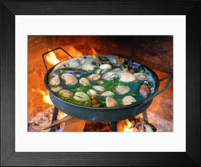 Framed Print : Chilean dish named mariscos al disco on open fire, Valparaiso, Valparaiso Province, Valparaiso Region, Chile Framed Print : Chilean dish named mariscos al disco on open fire, Valparaiso, Valparaiso Province, Valparaiso Region, Chile