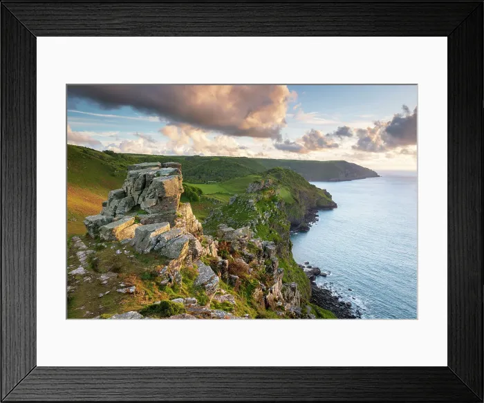 Framed Print : Dramatic coastal scenery at the Valley of Rocks in Exmoor National Park, Devon, England Framed Print : Dramatic coastal scenery at the Valley of Rocks in Exmoor National Park, Devon, England