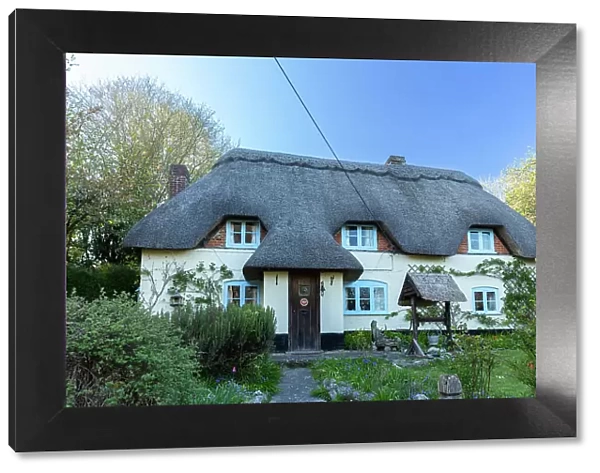 Thatched roof cottage, Wherwell UK